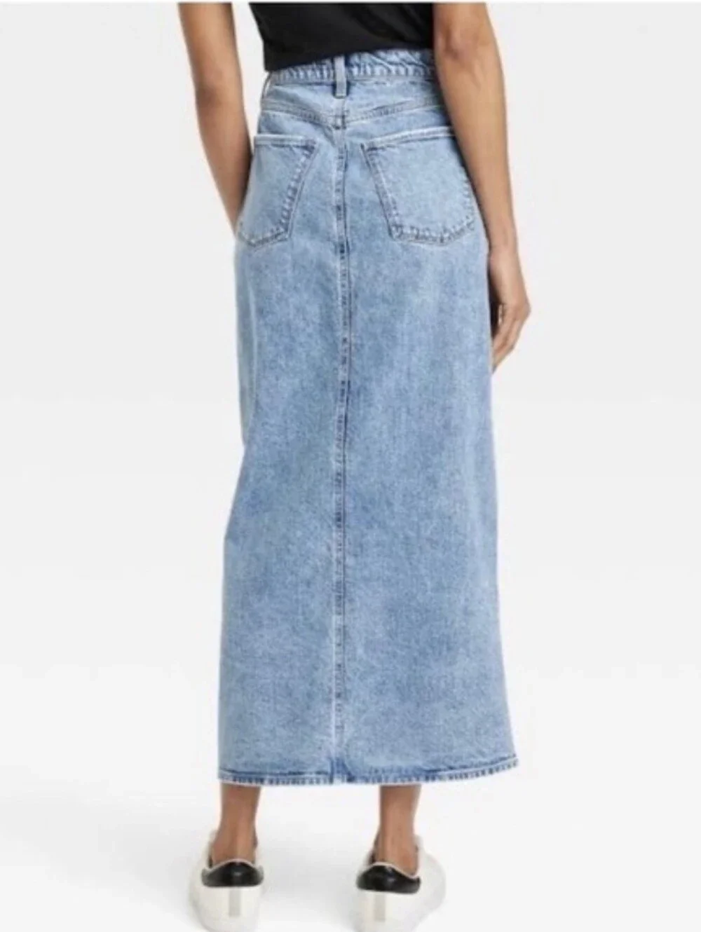 NWT Denim Maxi Skirt In Medium Wash -- Universal Thread Size 4 - Picture 3 of 9